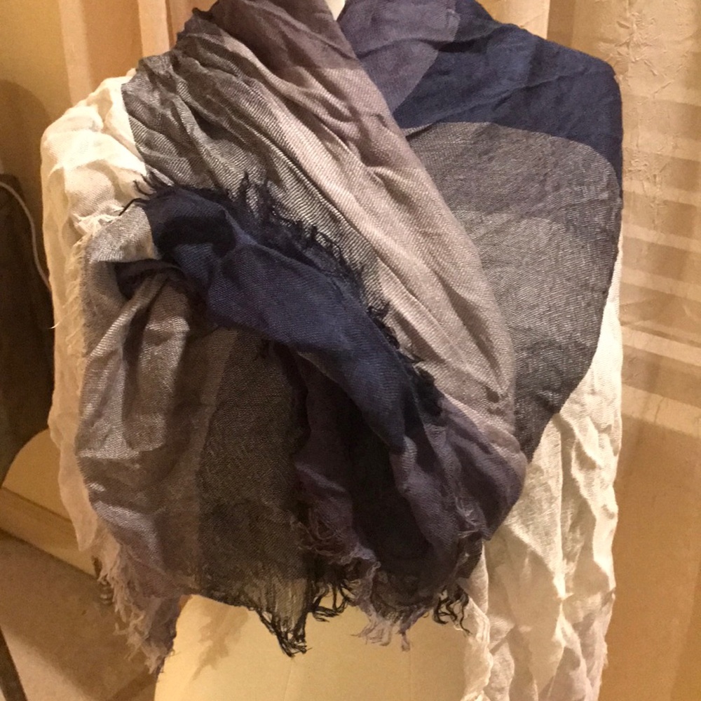 Francesca's Scarf